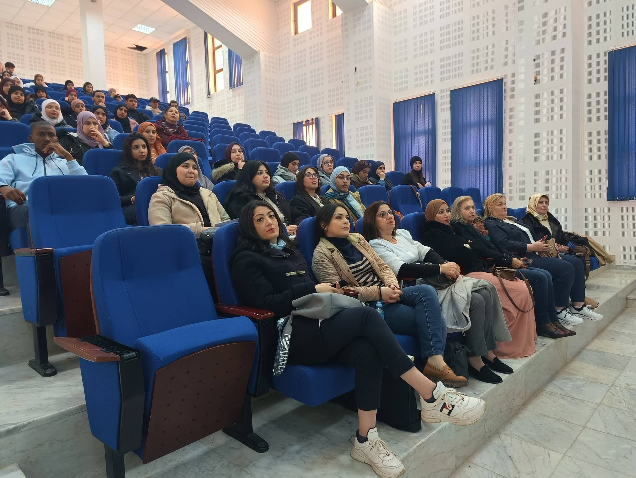 بعض الصور من ورشات السيدة سيغوت إيزرسكيني، محاضرة في قسم تكنولوجيا الأغذية والتغذية في كلية كلايبيدوس فالستيبيني - ليتوانيا