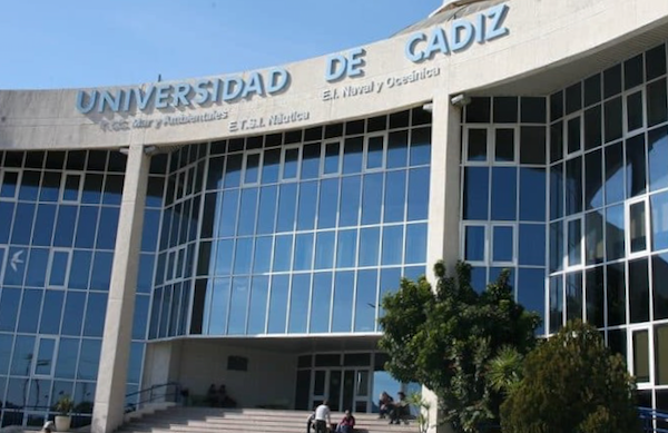 منحة ايراسموس بدون تمويل من الاتحاد الاروبي - جامعة قادش - اسبانيا