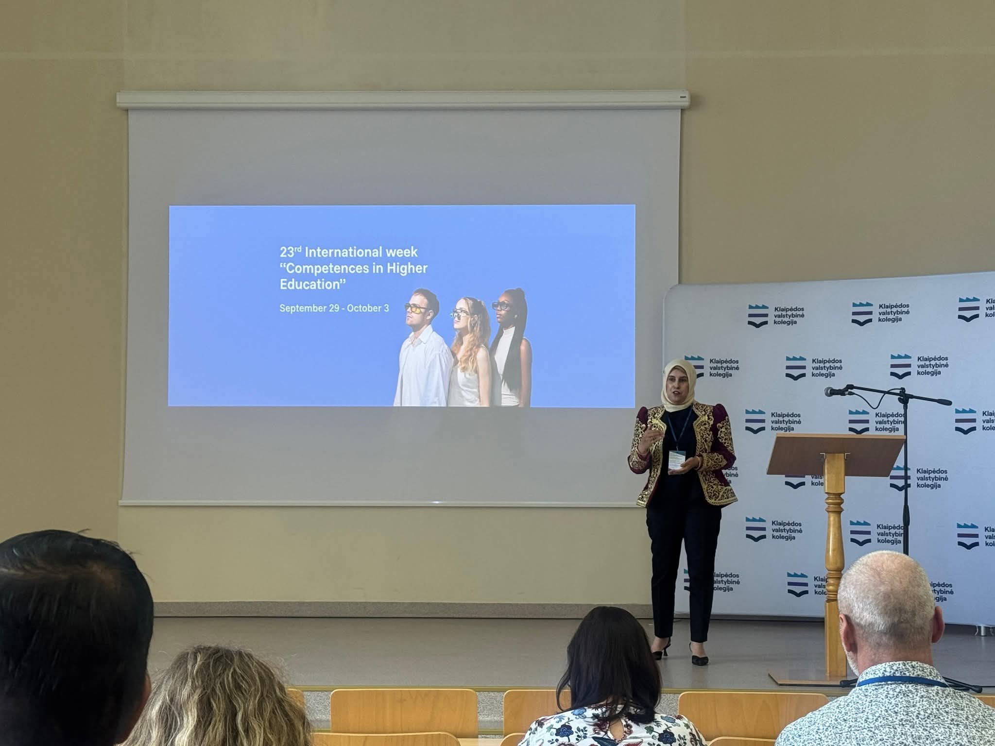 بعض الصور من تنقل الاستاذة بلعسكري من كلية علوم الطبيعة والحياة التي استفادت من منحة ايراسموس بكلية كلايبيدوس فالستيبيني -ليتونيا،